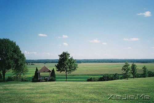 梁文道：什么是奢华，什么是教养